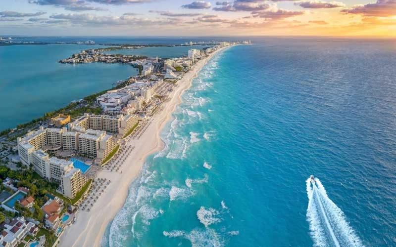 Altus Homes By Andiani Travel Cancun Exterior photo