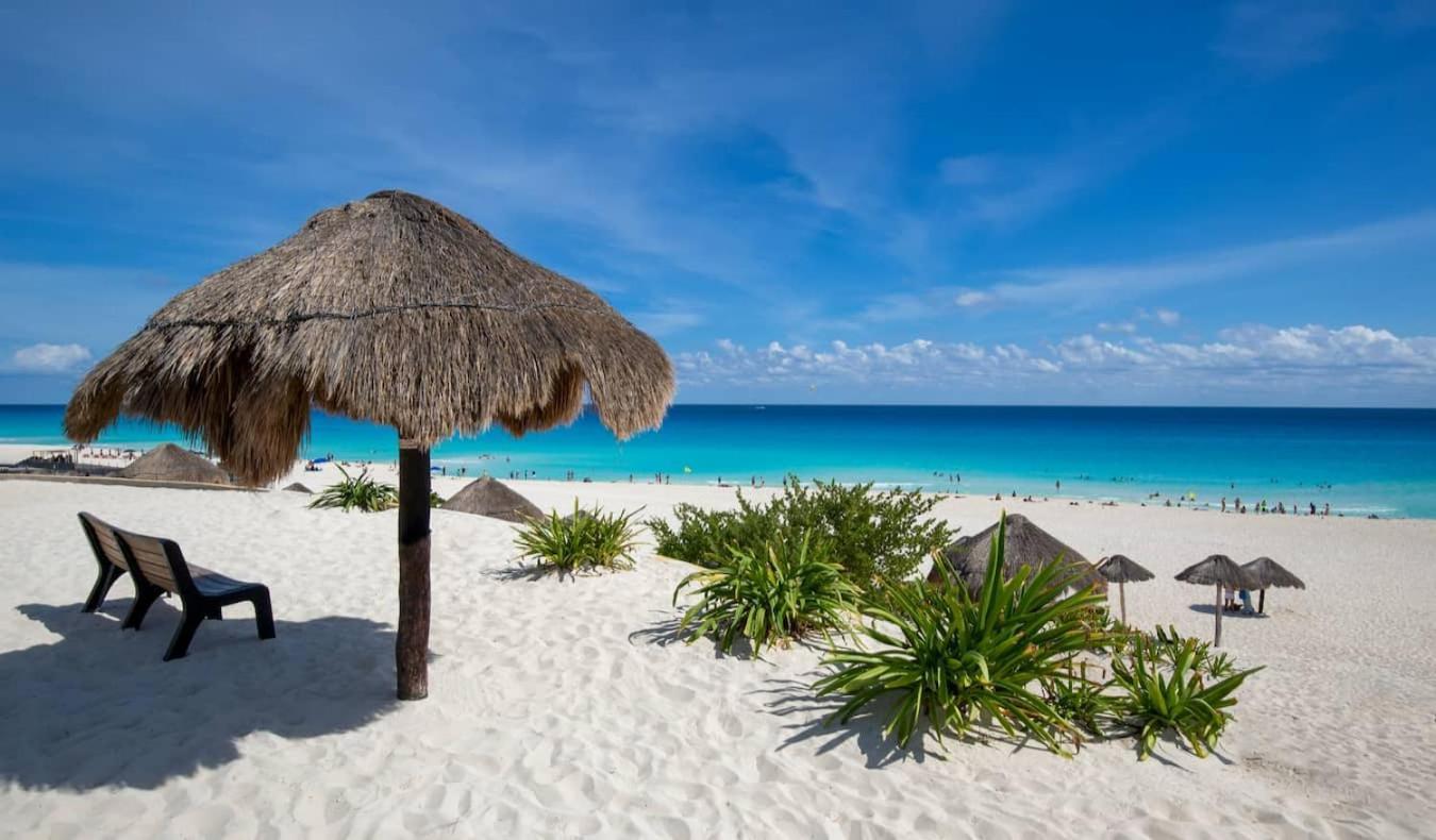 Altus Homes By Andiani Travel Cancun Exterior photo